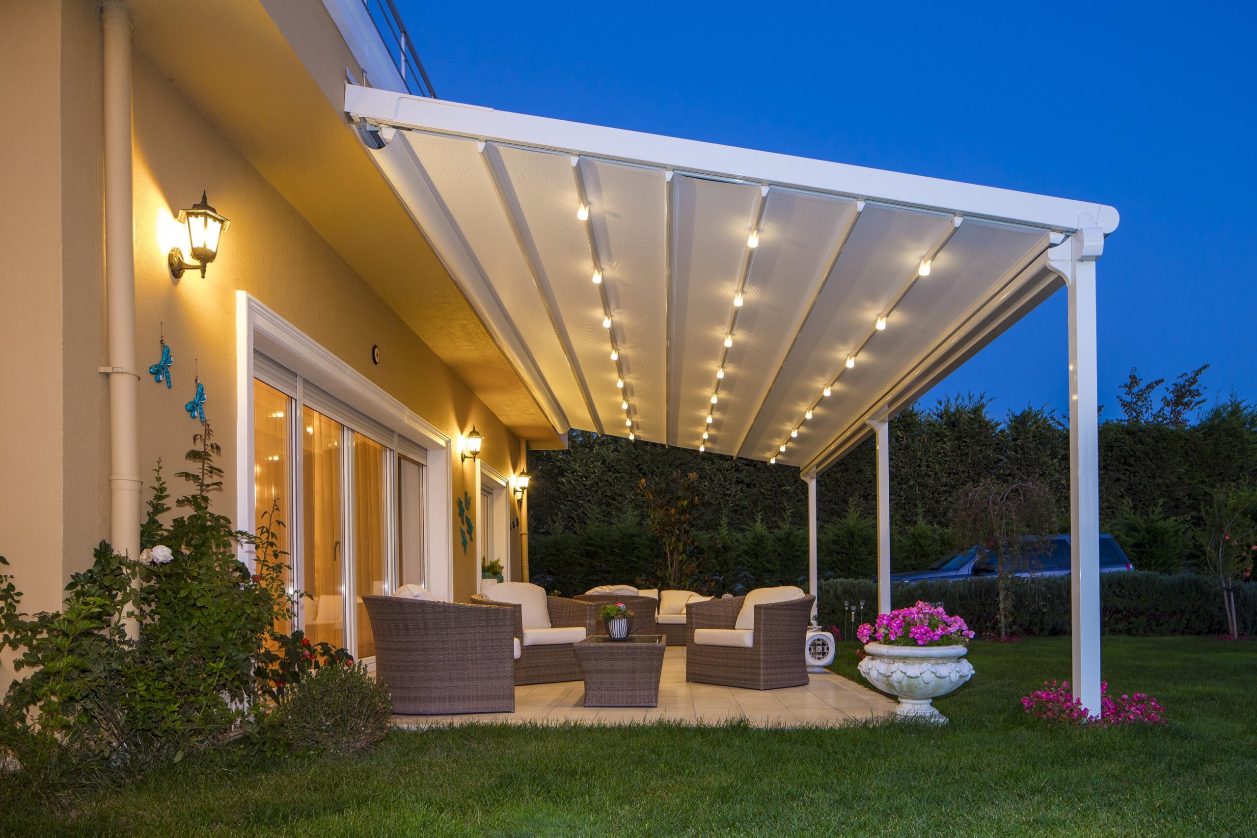 Luxx Outdoor Lets You Personalize Your Pergola | Luxx Outdoor